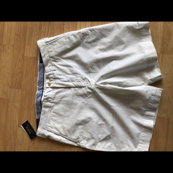 White Ralph Lauren shorts size 36 - Picture 3 of 4